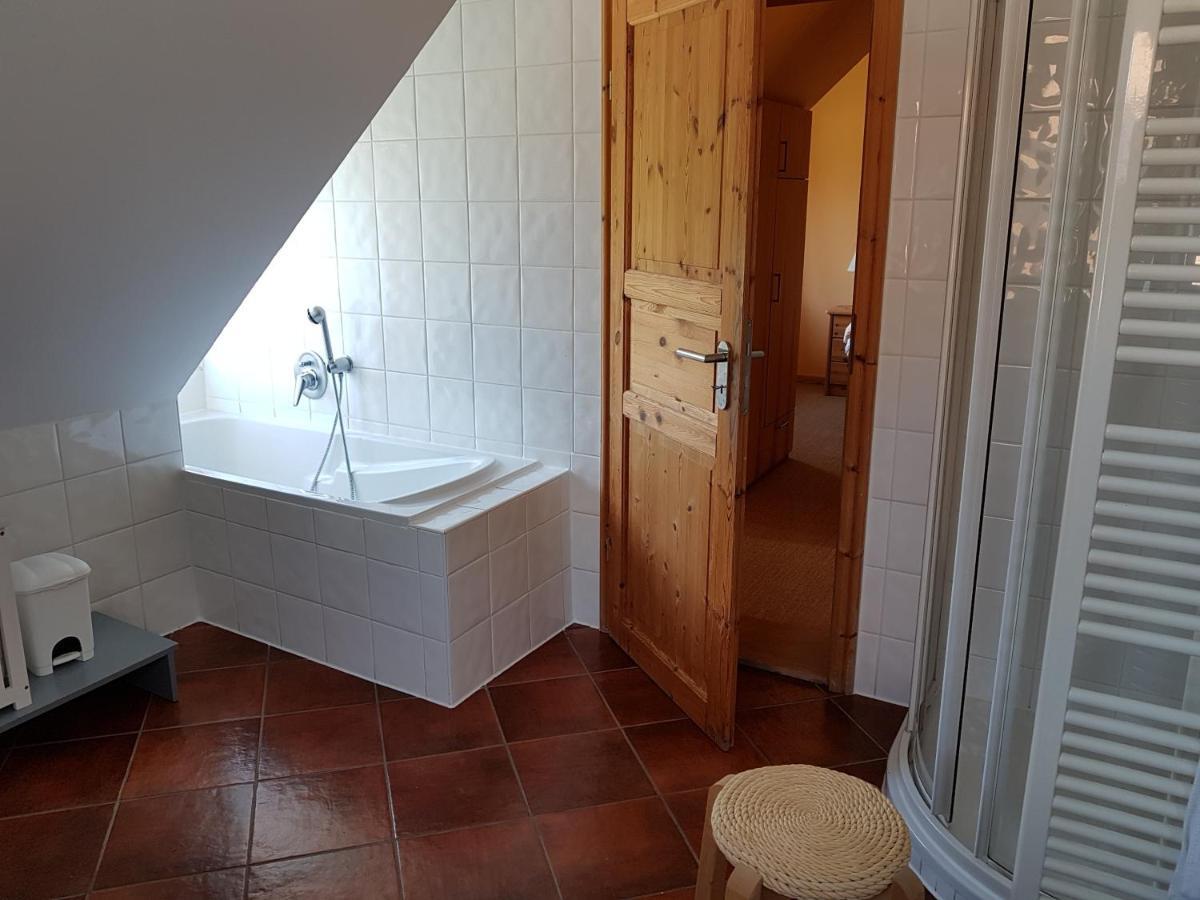 Grosse Wohnung / Haushaelfte In Peetzig Am See อังเงอร์มึนเดอ ภายนอก รูปภาพ